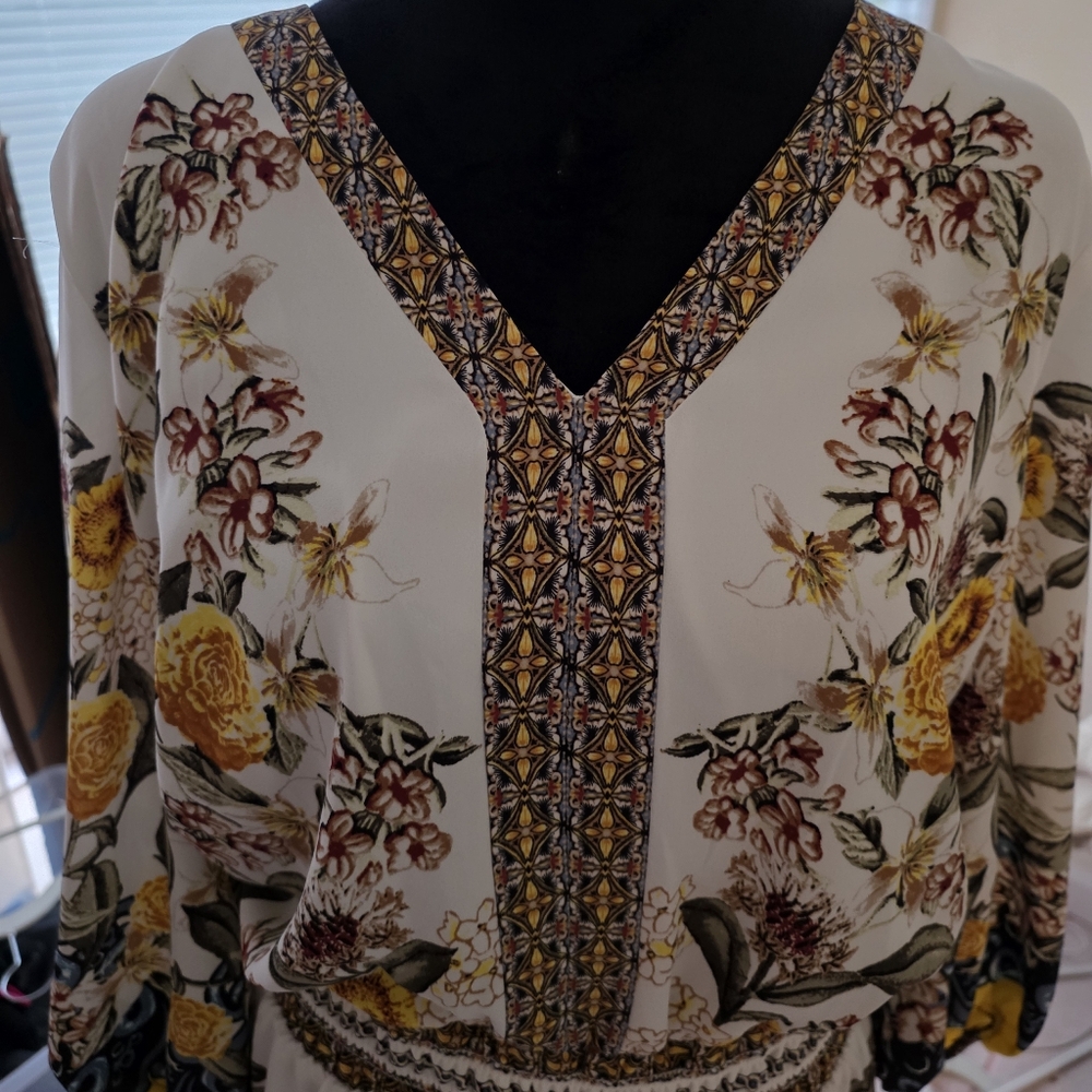 Zara Floral V-Neck Mini Dress - Cream and Yellow